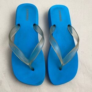 Express blue platform flip flops 9/10
